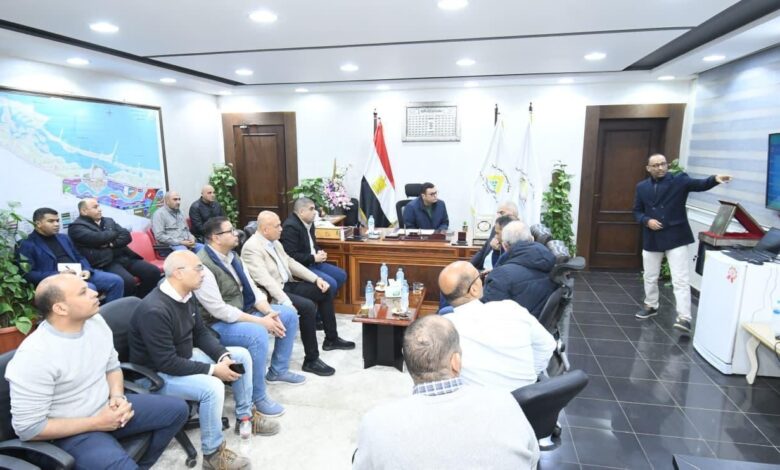 الشربيني: الإسراع في تنفيذ مشروعات رأس الحكمة مع الالتزام بالجداول الزمنية