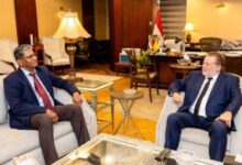 محافظ البنك المركزي يبحث تعزيز التعاون المالي مع السفير الهندي بالقاهرة