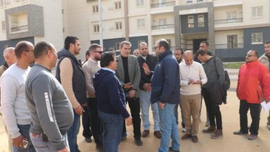 محمد عادل يتابع ميدانيًا مشروعات الإسكان ويستمع لشكاوى المواطنين بـ 6 أكتوبر