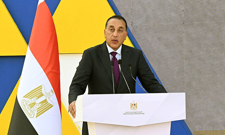 رئيس الوزراء: بناء الأمم لن يتحقق بدون بناء العقول