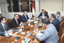 وزير الإسكان يتابع مستجدات عمل الهيئة العامة للتنمية السياحية ويشدّد على تعزيز الاستثمار في القطاع