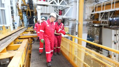 وزير البترول يتفقد حفر أول بئر إنتاجية للغاز بحقل “غرب مينا” 