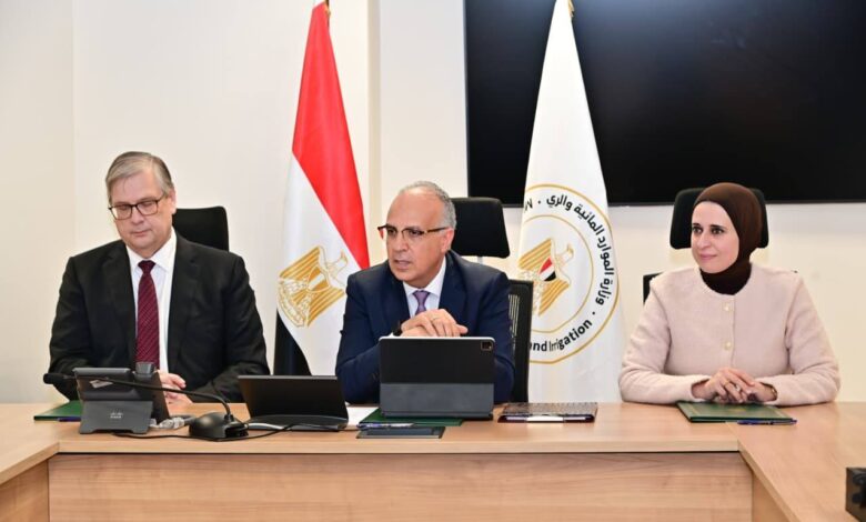 مصر وهولندا توقعان اتفاقية لتمويل دراسة حماية شواطئ دلتا النيل بمواد طبيعية