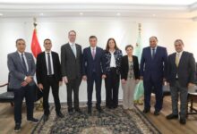 وزير الزراعة يبحث مع وفد دنماركي فرص الاستثمار في الإنتاج الحيواني والطب البيطري