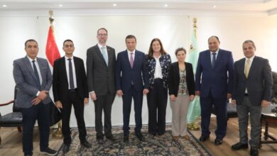 وزير الزراعة يبحث مع وفد دنماركي فرص الاستثمار في الإنتاج الحيواني والطب البيطري