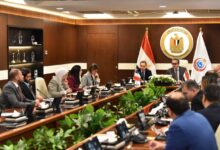 مصر وفرنسا تبحثان دعم علاج أطفال غزة المصابين بالأورام