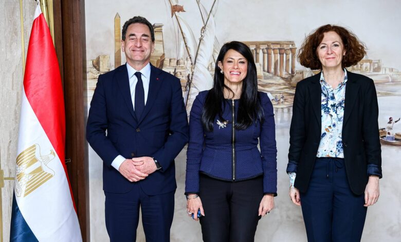 وزيرة التخطيط تبحث مع مسئولين فرنسيين تعزيز العلاقات الاقتصادية