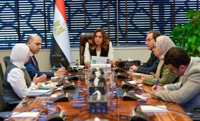 تحرك حكومي واسع لمواجهة التلوث البلاستيكي وتوفير بدائل صديقة للبيئة في شرم الشيخ والغردقة تحرك حكومي واسع لمواجهة التلوث البلاستيكي وتوفير بدائل صديقة للبيئة في شرم الشيخ والغردقة