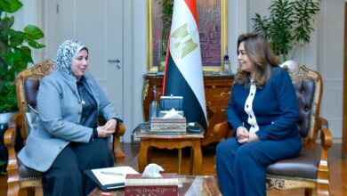 “منال عوض” تبحث مع النائبة “وفاء السرنجاوي” تعزيز التكامل ودعم تطوير الأفرع الإقليمية