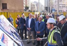 وزير النقل يتابع الموقف التنفيذي لمشروع إعادة تأهيل وتطوير ترام الرمل