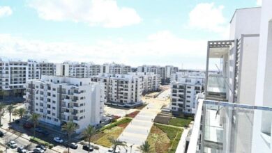 راندة المنشاوي تتابع خطة استلام الوحدات وتشغيل الخدمات بمشروع مزارين العلمين الجديدة 