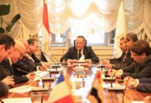 وزير التعليم العالي والسفير الفرنسي يبحثان تطورات إنشاء الجامعة الفرنسية بمصر