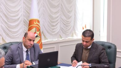 وزير العمل يراقب الأداء.. تكثيف التفتيش وتعزيز التواصل مع العمال وأصحاب الأعمال