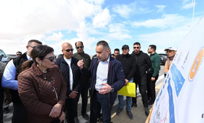 وزيرة الإسكان تتابع تنفيذ المرافق الرئيسية لمنطقة أبراج الداون تاون بالعلمين الجديدة