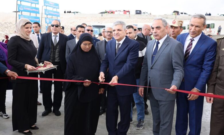 افتتاح المحور الرابع للكبارى العائمة بالإسماعيلية لتسهيل عبور المواطنين إلى سيناء افتتاح المحور الرابع للكبارى العائمة بالإسماعيلية لتسهيل عبور المواطنين إلى سيناء