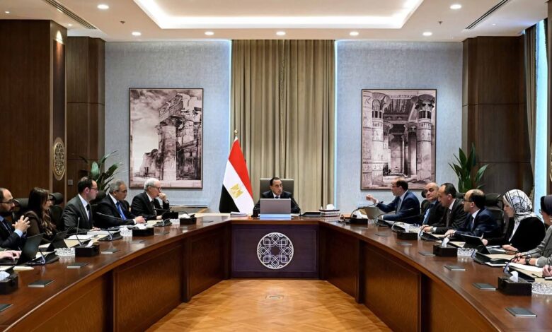 رئيس الوزراء يستعرض مع وزير المالية الإصلاحات الضريبية ضمن الحزمة الثانية لمبادرة التسهيلات الضريبية