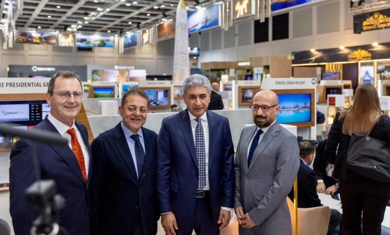 وزير السياحة يفتتح الجناح المصري في بورصة برلين