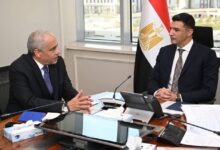 وزير الصناعة يبحث مع مجموعة العربي خطة توسعات جديدة بقيمة 480 مليون دولار في قويسنا الجديدة