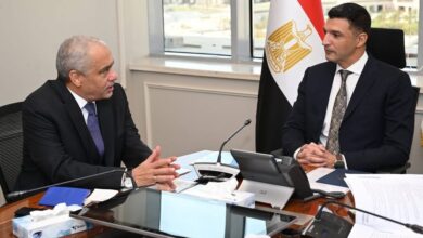 وزير الصناعة يبحث مع مجموعة العربي خطة توسعات جديدة بقيمة 480 مليون دولار في قويسنا الجديدة