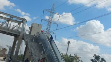 جهاز 6 أكتوبر يبدأ تشغيل سلالم كباري المشاة أمام سوق الجملة والفردوس جهاز 6 أكتوبر يبدأ تشغيل سلالم كباري المشاة أمام سوق الجملة والفردوس